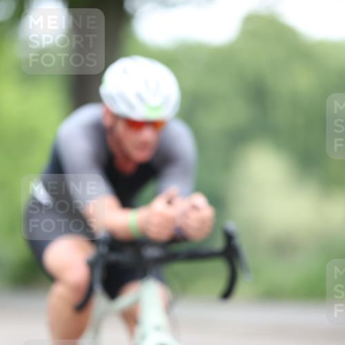 15.06.2025 - 7 Türme Triathlon Yannick Fuchs http://msf.ph/oto/7986289 15.06.2025 11:41:29 Radfahren  meine-sportfotos.de