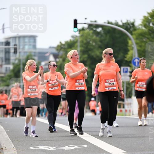15.06.2025 - REWE Women's Run Dr. Thomas Lammeyer http://msf.ph/oto/7986292 15.06.2025 10:47:46 Laufen 5241, 5523, 5237, 5239, 5493 meine-sportfotos.de