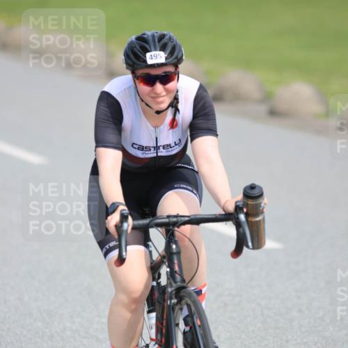 15.06.2025 - 27. Vierlanden-Triathlon H.Heesch http://msf.ph/oto/7986296 15.06.2025 11:08:39 Radfahren 163, 495, 581, 619 meine-sportfotos.de