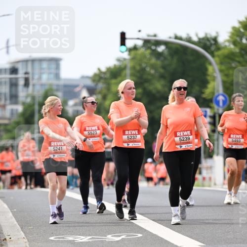 15.06.2025 - REWE Women's Run Dr. Thomas Lammeyer http://msf.ph/oto/7986324 15.06.2025 10:47:47 Laufen 5241, 5523, 5237, 5239, 5493 meine-sportfotos.de