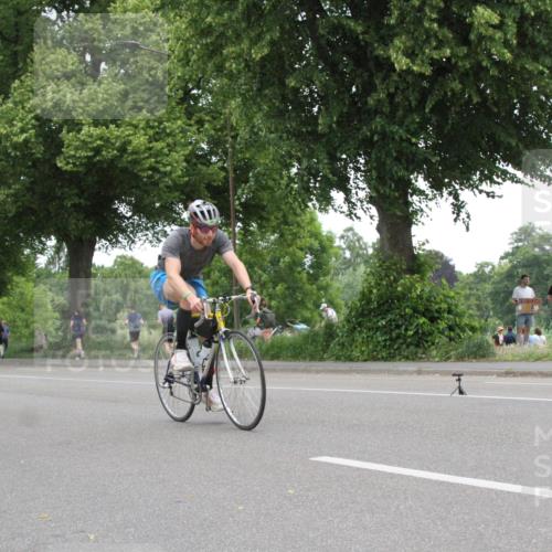 15.06.2025 - 7 Türme Triathlon Yannick Fuchs http://msf.ph/oto/7986402 15.06.2025 13:50:19 Radfahren  meine-sportfotos.de