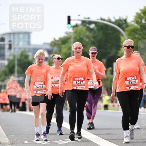 15.06.2025 - REWE Women's Run Dr. Thomas Lammeyer http://msf.ph/oto/7986416 15.06.2025 10:47:49 Laufen 552, 5241, 5237, 5, 5239 meine-sportfotos.de
