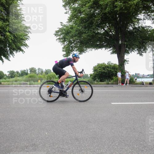 15.06.2025 - 7 Türme Triathlon Yannick Fuchs http://msf.ph/oto/7986418 15.06.2025 12:03:19 Radfahren 223, 336 meine-sportfotos.de
