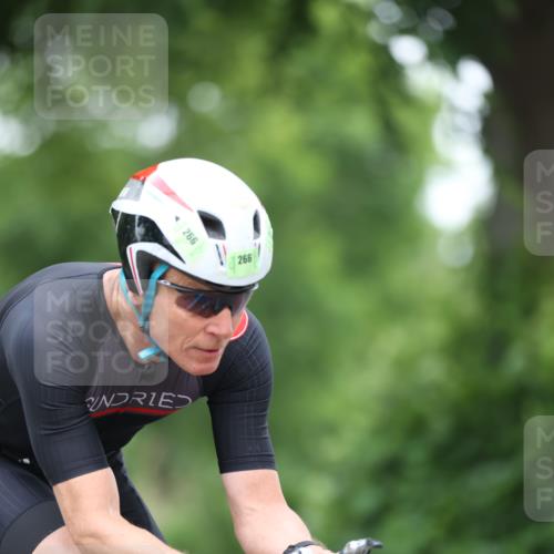 15.06.2025 - 7 Türme Triathlon Yannick Fuchs http://msf.ph/oto/7986435 15.06.2025 11:41:33 Radfahren 263 meine-sportfotos.de