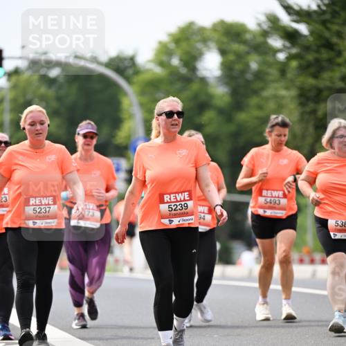 15.06.2025 - REWE Women's Run Dr. Thomas Lammeyer http://msf.ph/oto/7986468 15.06.2025 10:47:50 Laufen 23, 5237, 73, 5239, 5493, 538 meine-sportfotos.de
