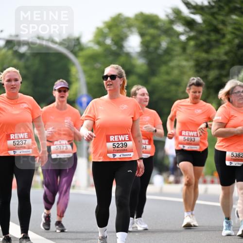 15.06.2025 - REWE Women's Run Dr. Thomas Lammeyer http://msf.ph/oto/7986485 15.06.2025 10:47:50 Laufen 5237, 5173, 5239, 94, 5493, 5382 meine-sportfotos.de