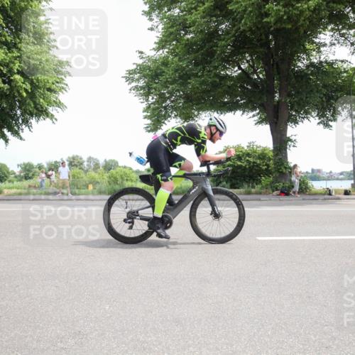 15.06.2025 - 7 Türme Triathlon Yannick Fuchs http://msf.ph/oto/7986504 15.06.2025 12:08:24 Radfahren 220, 221, 267, 299, 311, 337 meine-sportfotos.de