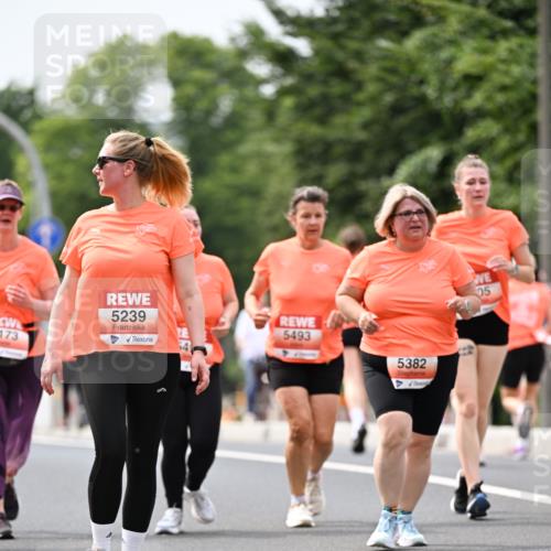 15.06.2025 - REWE Women's Run Dr. Thomas Lammeyer http://msf.ph/oto/7986509 15.06.2025 10:47:50 Laufen 173, 5239, 5493, 5382, 05 meine-sportfotos.de
