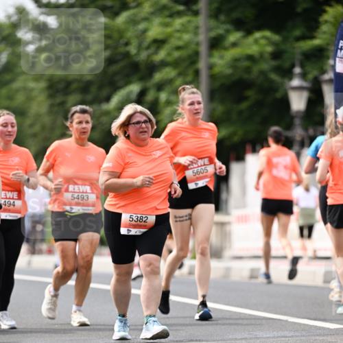 15.06.2025 - REWE Women's Run Dr. Thomas Lammeyer http://msf.ph/oto/7986516 15.06.2025 10:47:51 Laufen 5493, 5382, 5605 meine-sportfotos.de