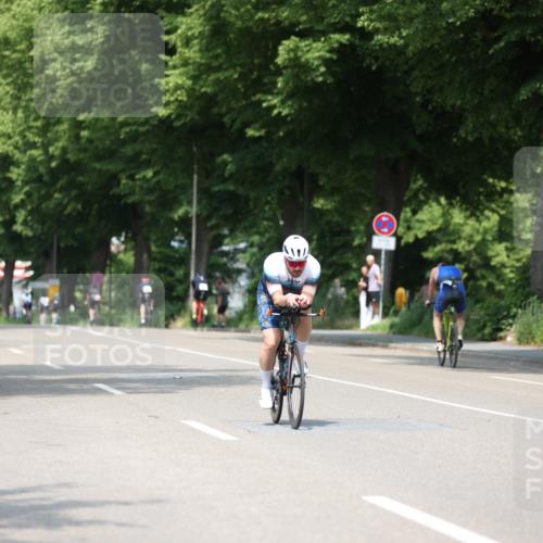15.06.2025 - 7 Türme Triathlon Yannick Fuchs http://msf.ph/oto/7986553 15.06.2025 12:57:22 Radfahren 257, 595, 1016, 1156, 1181 meine-sportfotos.de