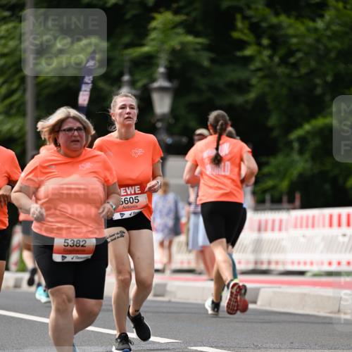 15.06.2025 - REWE Women's Run Dr. Thomas Lammeyer http://msf.ph/oto/7986574 15.06.2025 10:47:52 Laufen 5382, 5605 meine-sportfotos.de