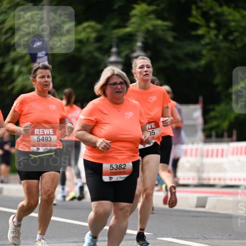 15.06.2025 - REWE Women's Run Dr. Thomas Lammeyer http://msf.ph/oto/7986608 15.06.2025 10:47:53 Laufen 5493, 5382 meine-sportfotos.de