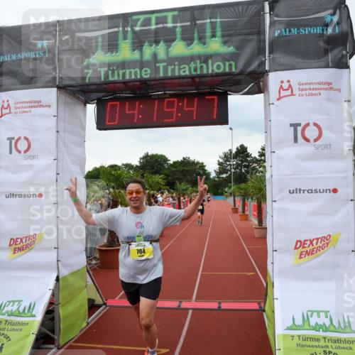 15.06.2025 - 7 Türme Triathlon Michael Strokosch http://msf.ph/oto/7986611 15.06.2025 14:19:47 Ziel 704, 878, 931, 1117, 1191 meine-sportfotos.de