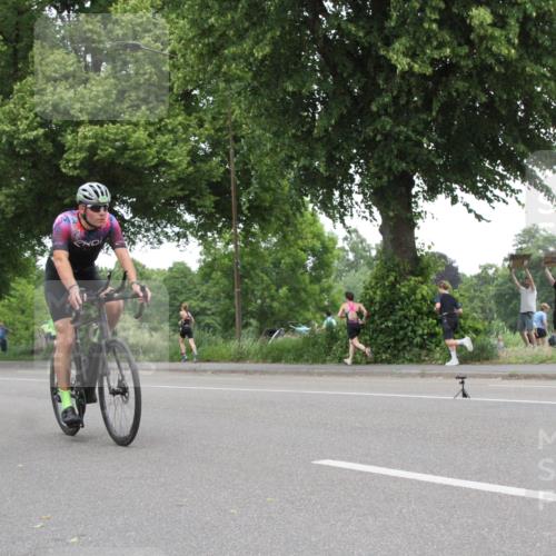 15.06.2025 - 7 Türme Triathlon Yannick Fuchs http://msf.ph/oto/7986632 15.06.2025 13:51:06 Radfahren  meine-sportfotos.de