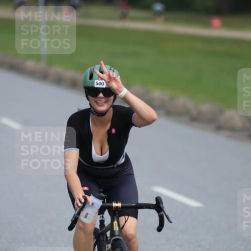 15.06.2025 - 27. Vierlanden-Triathlon H.Heesch http://msf.ph/oto/7986721 15.06.2025 11:12:45 Radfahren 500, 578 meine-sportfotos.de