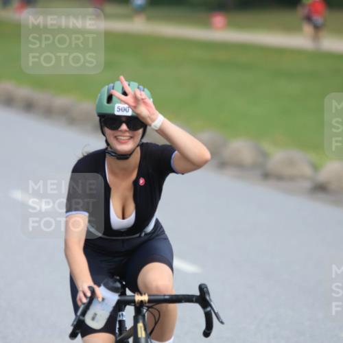 15.06.2025 - 27. Vierlanden-Triathlon H.Heesch http://msf.ph/oto/7986725 15.06.2025 11:12:45 Radfahren 500, 578 meine-sportfotos.de