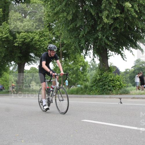 15.06.2025 - 7 Türme Triathlon Yannick Fuchs http://msf.ph/oto/7986765 15.06.2025 13:51:45 Radfahren  meine-sportfotos.de