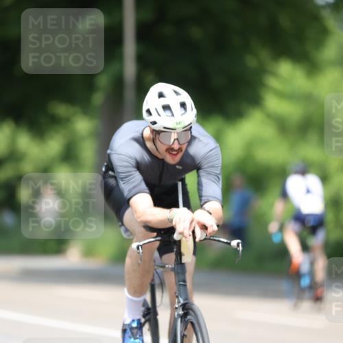 15.06.2025 - 7 Türme Triathlon Yannick Fuchs http://msf.ph/oto/7986799 15.06.2025 12:57:38 Radfahren 499, 639, 647 meine-sportfotos.de