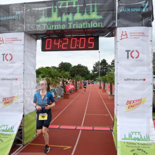 15.06.2025 - 7 Türme Triathlon Michael Strokosch http://msf.ph/oto/7986811 15.06.2025 14:20:05 Ziel 897, 1026 meine-sportfotos.de
