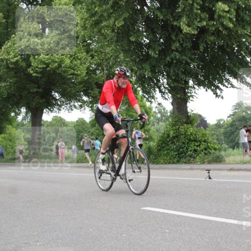 15.06.2025 - 7 Türme Triathlon Yannick Fuchs http://msf.ph/oto/7986846 15.06.2025 13:52:35 Radfahren  meine-sportfotos.de