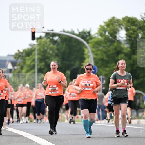 15.06.2025 - REWE Women's Run Dr. Thomas Lammeyer http://msf.ph/oto/7986898 15.06.2025 10:48:01 Laufen 5, 5235, 5678 meine-sportfotos.de