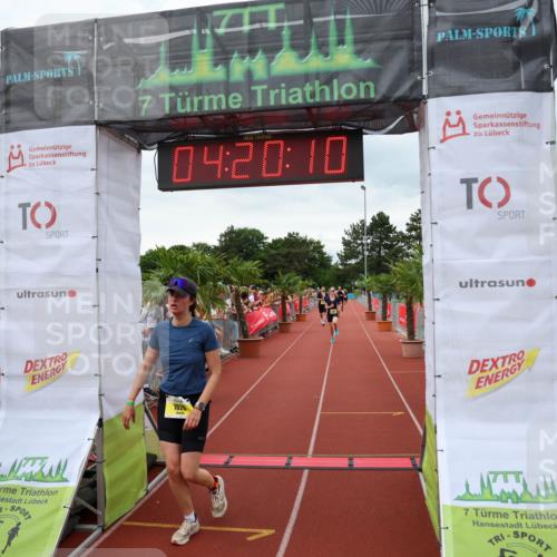 15.06.2025 - 7 Türme Triathlon Michael Strokosch http://msf.ph/oto/7986934 15.06.2025 14:20:10 Ziel 897, 906, 1026 meine-sportfotos.de