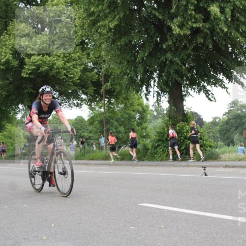 15.06.2025 - 7 Türme Triathlon Yannick Fuchs http://msf.ph/oto/7986957 15.06.2025 13:53:16 Radfahren  meine-sportfotos.de