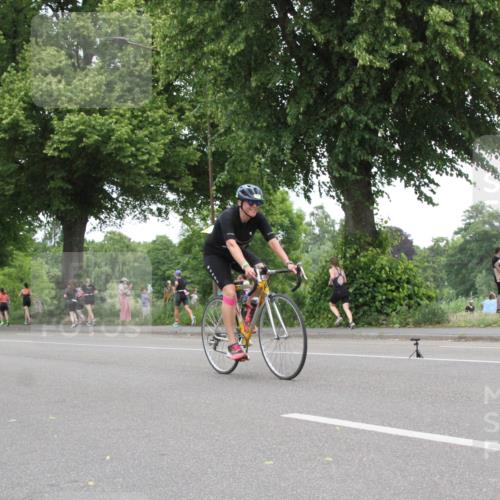 15.06.2025 - 7 Türme Triathlon Yannick Fuchs http://msf.ph/oto/7986984 15.06.2025 13:53:23 Radfahren  meine-sportfotos.de