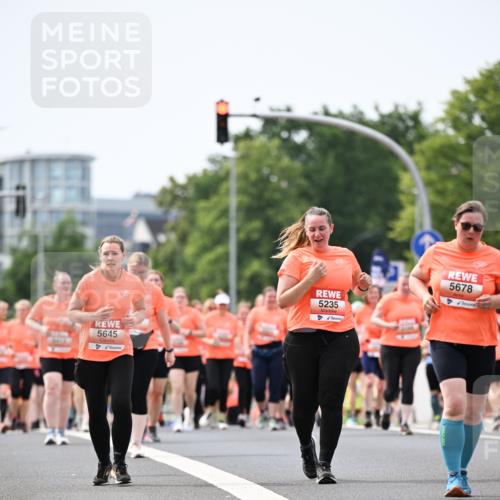 15.06.2025 - REWE Women's Run Dr. Thomas Lammeyer http://msf.ph/oto/7986989 15.06.2025 10:48:02 Laufen 5645, 5235, 5678 meine-sportfotos.de