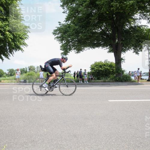 15.06.2025 - 7 Türme Triathlon Yannick Fuchs http://msf.ph/oto/7987005 15.06.2025 12:37:39 Radfahren 205, 216, 220, 228, 618 meine-sportfotos.de