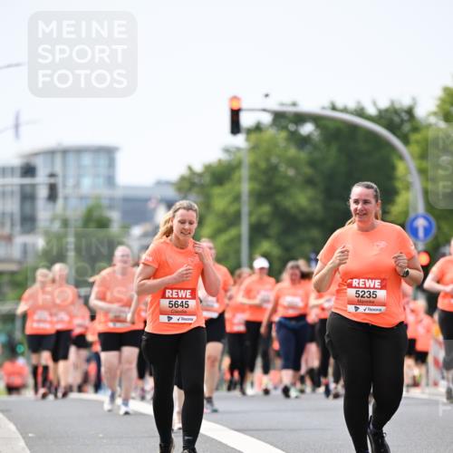 15.06.2025 - REWE Women's Run Dr. Thomas Lammeyer http://msf.ph/oto/7987121 15.06.2025 10:48:04 Laufen 3999, 5645, 4, 5235 meine-sportfotos.de