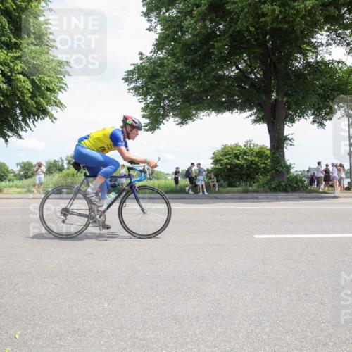 15.06.2025 - 7 Türme Triathlon Yannick Fuchs http://msf.ph/oto/7987134 15.06.2025 12:41:10 Radfahren 214, 336 meine-sportfotos.de