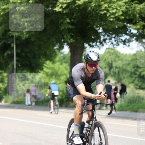 15.06.2025 - 7 Türme Triathlon Yannick Fuchs http://msf.ph/oto/7987140 15.06.2025 12:58:13 Radfahren 558, 623, 734 meine-sportfotos.de
