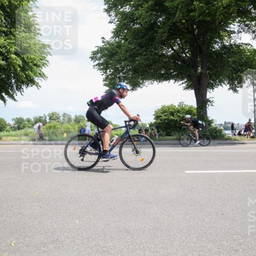 15.06.2025 - 7 Türme Triathlon Yannick Fuchs http://msf.ph/oto/7987142 15.06.2025 12:41:46 Radfahren 223, 455, 475 meine-sportfotos.de
