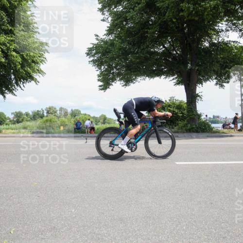 15.06.2025 - 7 Türme Triathlon Yannick Fuchs http://msf.ph/oto/7987153 15.06.2025 12:42:17 Radfahren 263, 297, 556, 571, 611, 645 meine-sportfotos.de