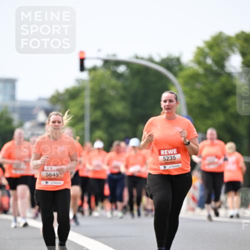15.06.2025 - REWE Women's Run Dr. Thomas Lammeyer http://msf.ph/oto/7987162 15.06.2025 10:48:05 Laufen 5645, 5235 meine-sportfotos.de
