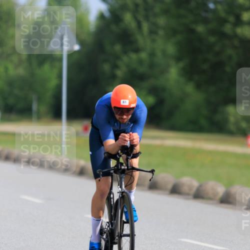 15.06.2025 - 27. Vierlanden-Triathlon H.Heesch http://msf.ph/oto/7987283 15.06.2025 09:11:07 Radfahren 20, 61 meine-sportfotos.de