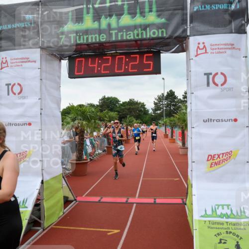 15.06.2025 - 7 Türme Triathlon Michael Strokosch http://msf.ph/oto/7987294 15.06.2025 14:20:25 Ziel 435, 515, 536, 680, 750, 756, 891, 1174, 1200 meine-sportfotos.de