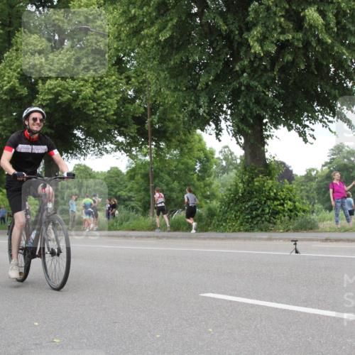 15.06.2025 - 7 Türme Triathlon Yannick Fuchs http://msf.ph/oto/7987314 15.06.2025 13:56:08 Radfahren  meine-sportfotos.de