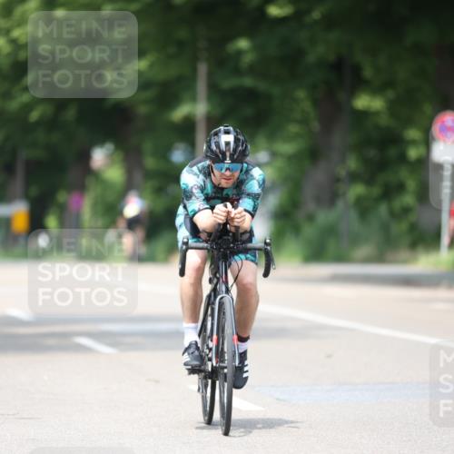 15.06.2025 - 7 Türme Triathlon Yannick Fuchs http://msf.ph/oto/7987319 15.06.2025 12:58:33 Radfahren 367, 386, 440, 585, 592, 606, 762, 769, 865, 881 meine-sportfotos.de