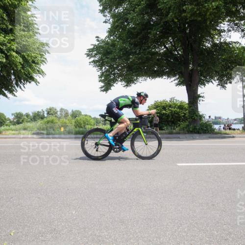 15.06.2025 - 7 Türme Triathlon Yannick Fuchs http://msf.ph/oto/7987337 15.06.2025 12:44:46 Radfahren 549 meine-sportfotos.de