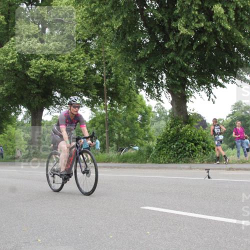 15.06.2025 - 7 Türme Triathlon Yannick Fuchs http://msf.ph/oto/7987373 15.06.2025 13:56:56 Radfahren  meine-sportfotos.de