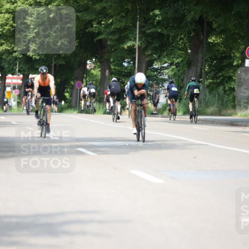 15.06.2025 - 7 Türme Triathlon Yannick Fuchs http://msf.ph/oto/7987495 15.06.2025 12:58:40 Radfahren 402, 460, 506, 531, 592, 680, 719, 740, 865, 950 meine-sportfotos.de