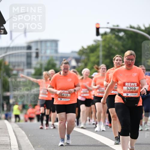 15.06.2025 - REWE Women's Run Dr. Thomas Lammeyer http://msf.ph/oto/7987497 15.06.2025 10:48:11 Laufen 5413, 66, 5369 meine-sportfotos.de