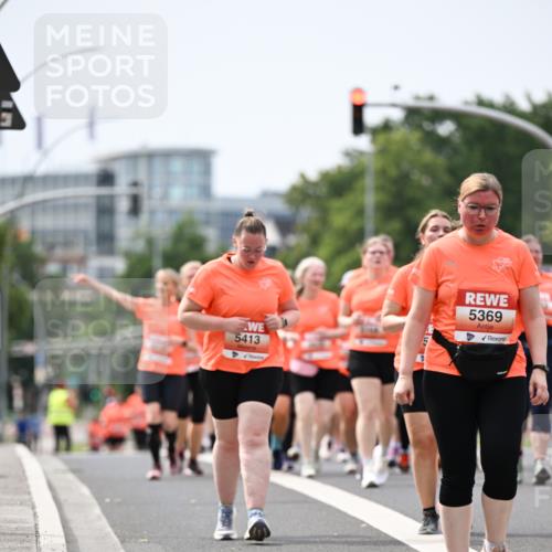 15.06.2025 - REWE Women's Run Dr. Thomas Lammeyer http://msf.ph/oto/7987507 15.06.2025 10:48:11 Laufen 5413, 5369 meine-sportfotos.de