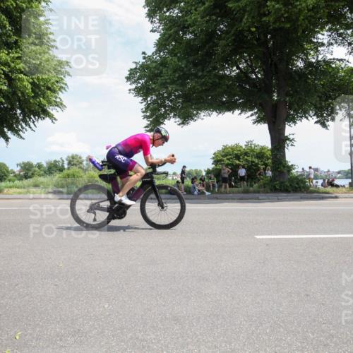 15.06.2025 - 7 Türme Triathlon Yannick Fuchs http://msf.ph/oto/7987509 15.06.2025 12:46:55 Radfahren 278, 294, 406, 439, 496, 636, 657 meine-sportfotos.de