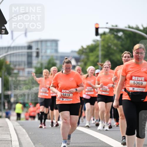 15.06.2025 - REWE Women's Run Dr. Thomas Lammeyer http://msf.ph/oto/7987515 15.06.2025 10:48:11 Laufen 5413, 5164, 5369 meine-sportfotos.de