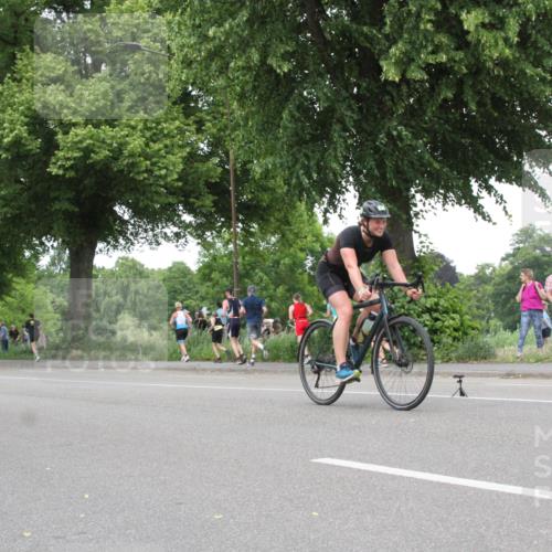 15.06.2025 - 7 Türme Triathlon Yannick Fuchs http://msf.ph/oto/7987587 15.06.2025 13:58:23 Radfahren  meine-sportfotos.de