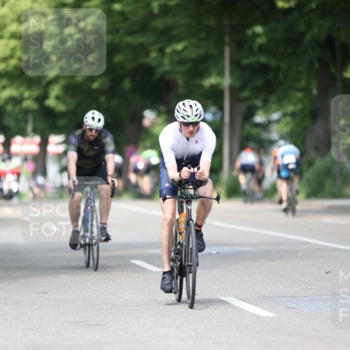 15.06.2025 - 7 Türme Triathlon Yannick Fuchs http://msf.ph/oto/7987616 15.06.2025 12:58:50 Radfahren 402, 527, 665, 681, 701, 707, 719, 1182 meine-sportfotos.de