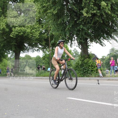 15.06.2025 - 7 Türme Triathlon Yannick Fuchs http://msf.ph/oto/7987618 15.06.2025 13:58:46 Radfahren  meine-sportfotos.de